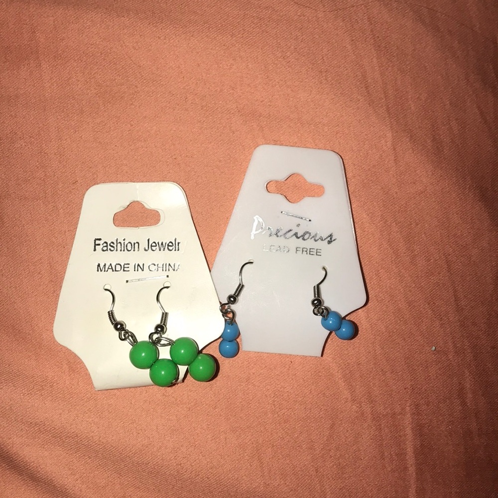 Dangeling earings